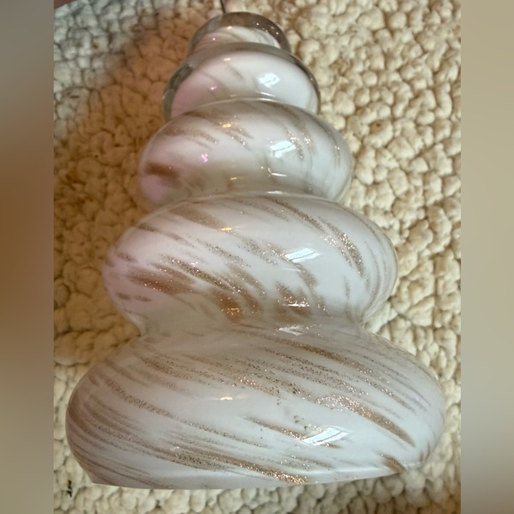 White and Gold Swirl hand blown glass hanging Ornament - Picture 4 of 6